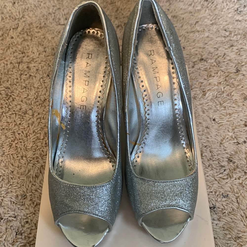 Rampage 4” heels. Size 8.5